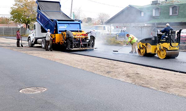 asphalte pour condo stationnement et immeuble